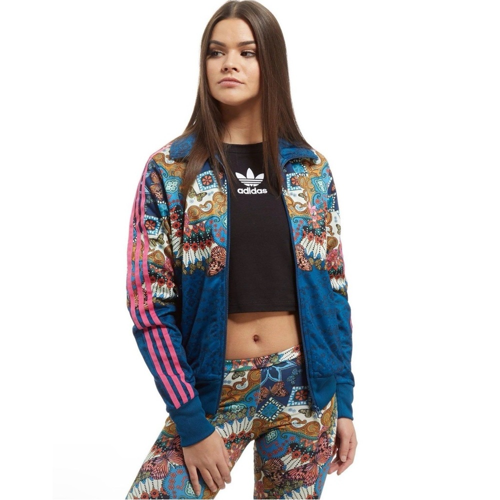 FARM RIO X ADIDAS • Borbomix Jacket in Butterfly - Picture 3 of 11